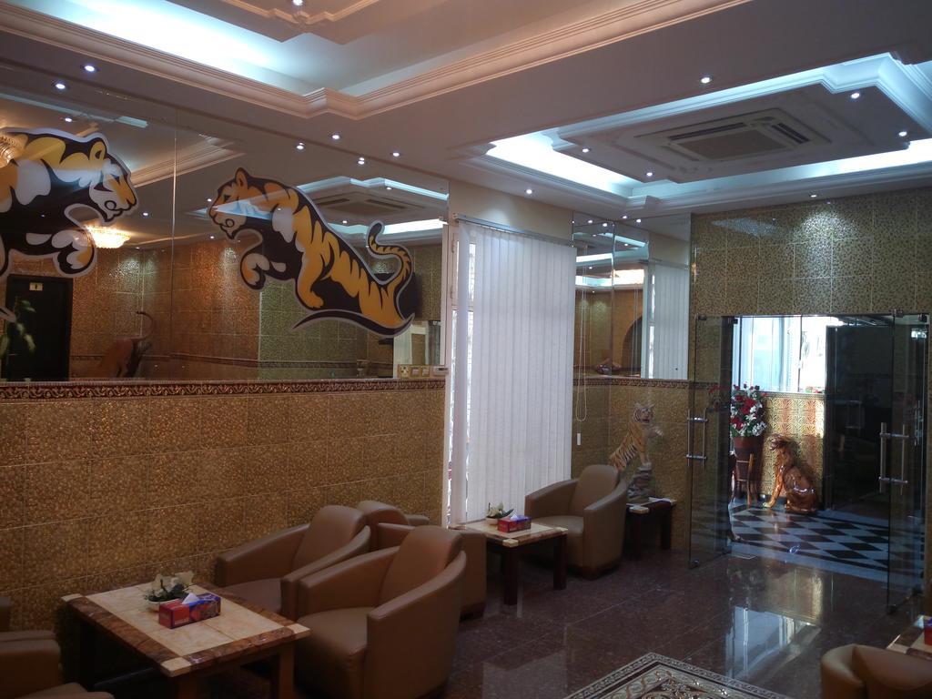 Tiger Home Hotel Apartments Маскат Экстерьер фото
