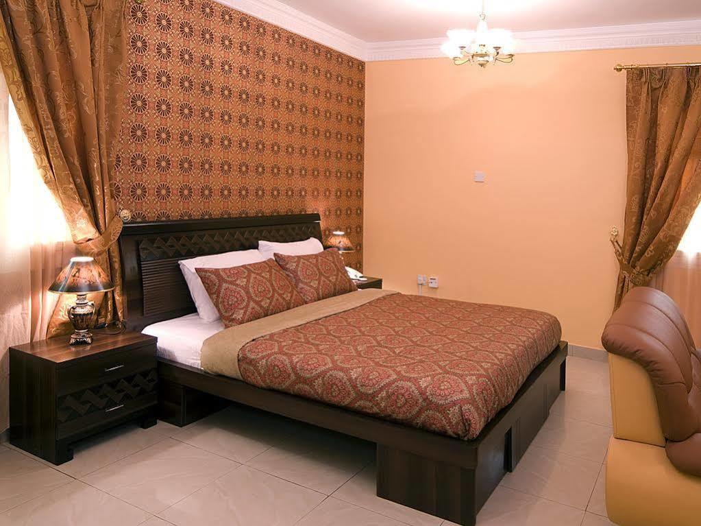 Tiger Home Hotel Apartments Маскат Экстерьер фото