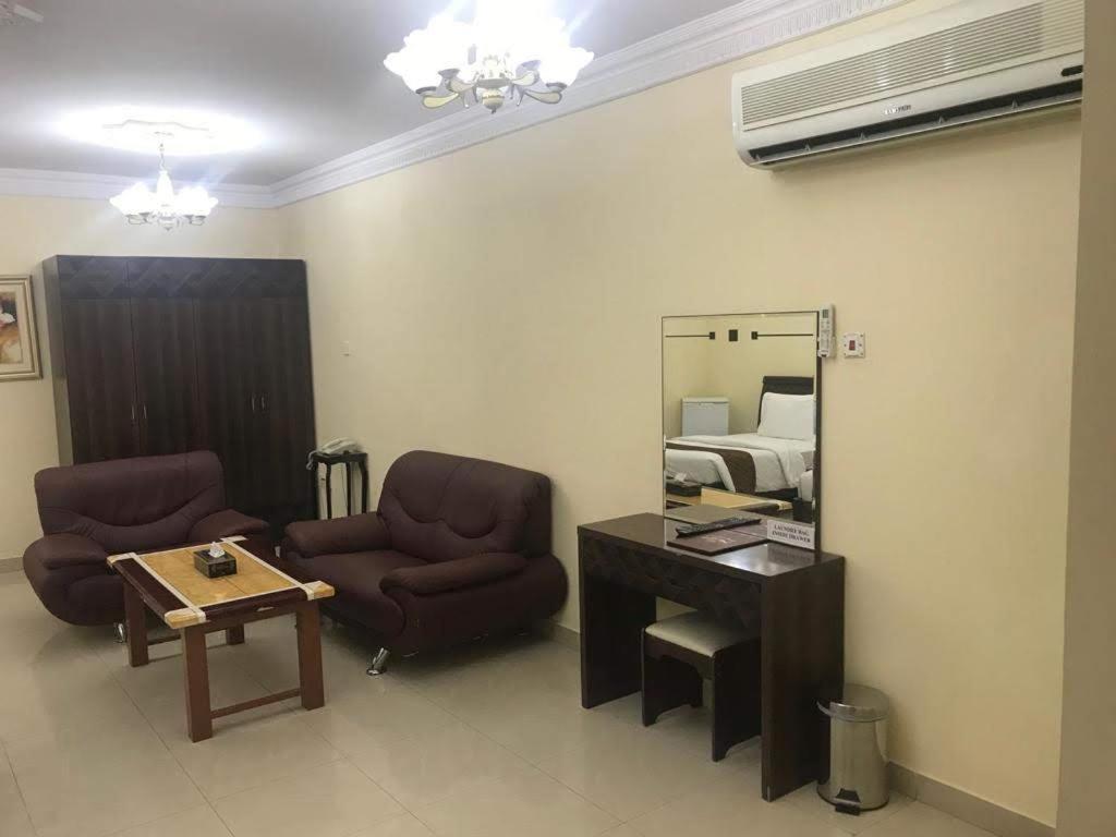 Tiger Home Hotel Apartments Маскат Экстерьер фото