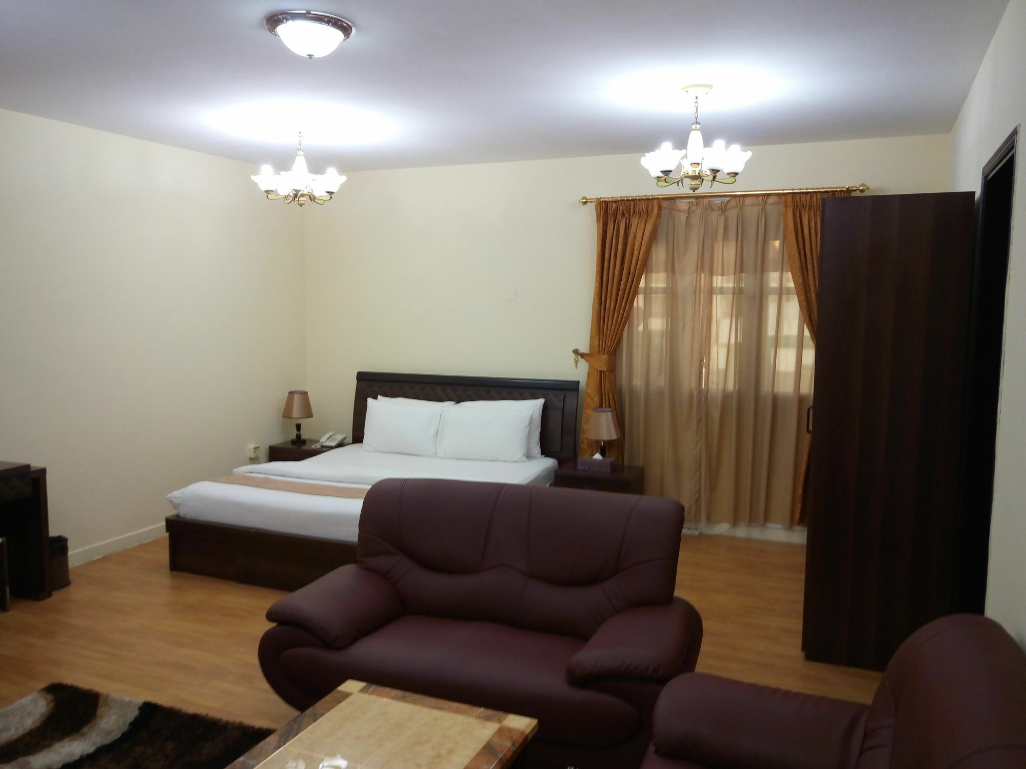 Tiger Home Hotel Apartments Маскат Экстерьер фото